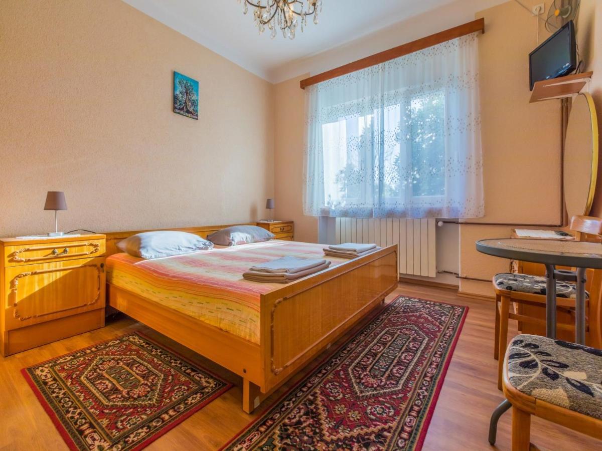 Apartments Drago Нови Винодолски Екстериор снимка